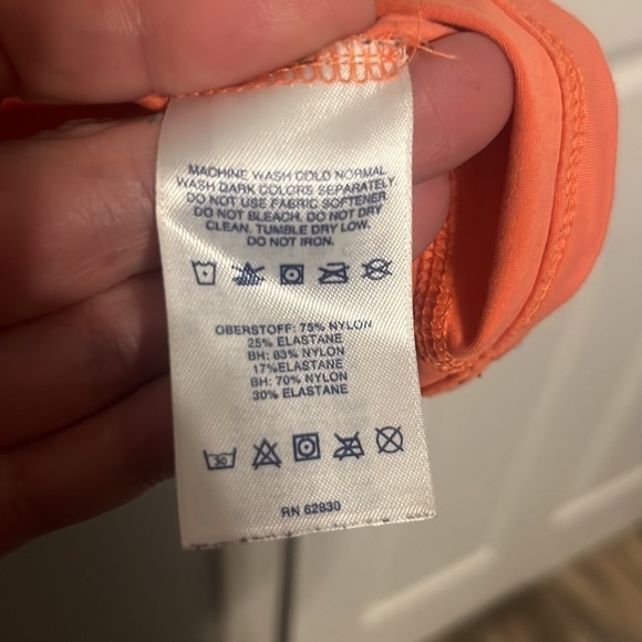 Lands' End Women Active Gym Yoga Tank Top - Picture 6 of 8